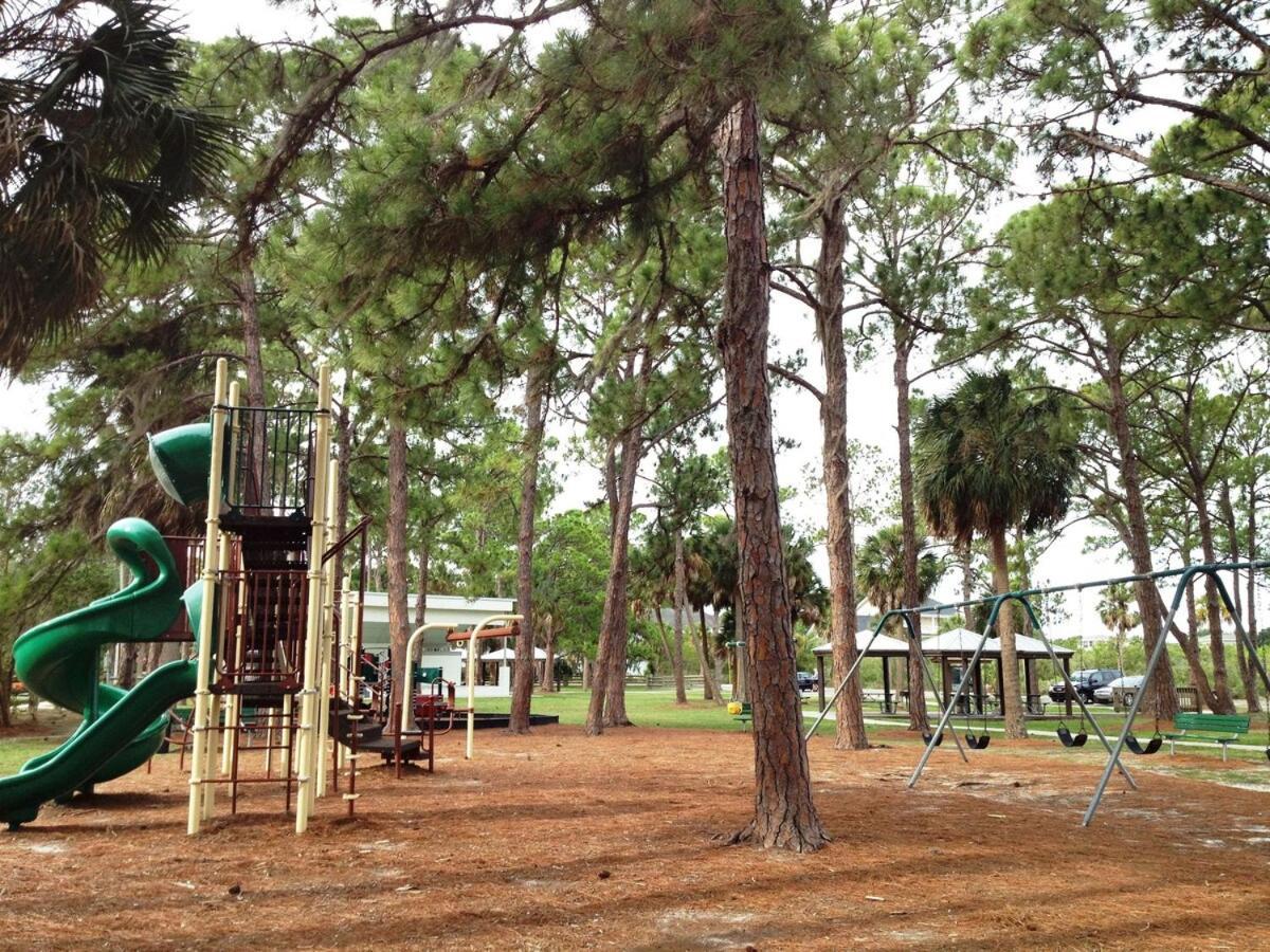 Beaches, Parks, Downtown, Trail, Breweries, Bikes, Gameroom พาล์มฮาร์เบอร์ ภายนอก รูปภาพ